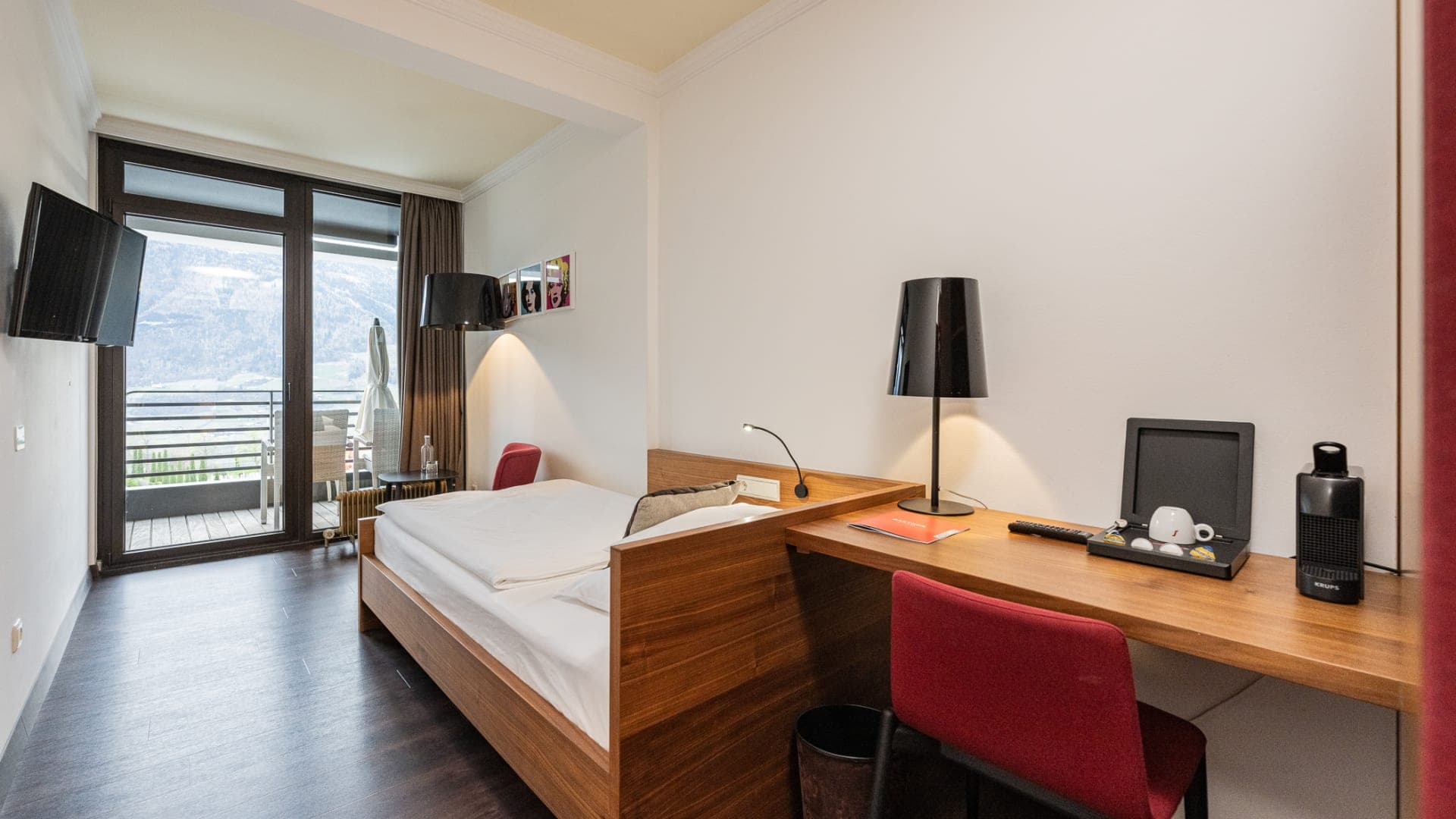 Single room Nest